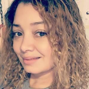 Meet your Posher, Natacha